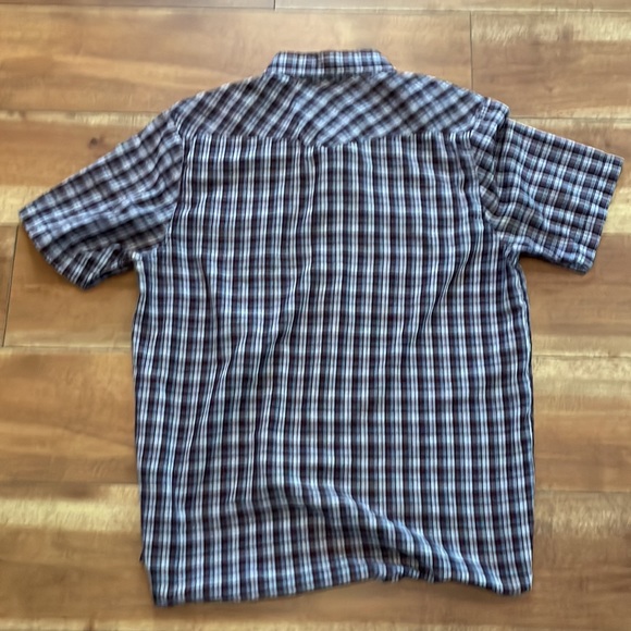 Electric Button Up - Picture 4 of 4